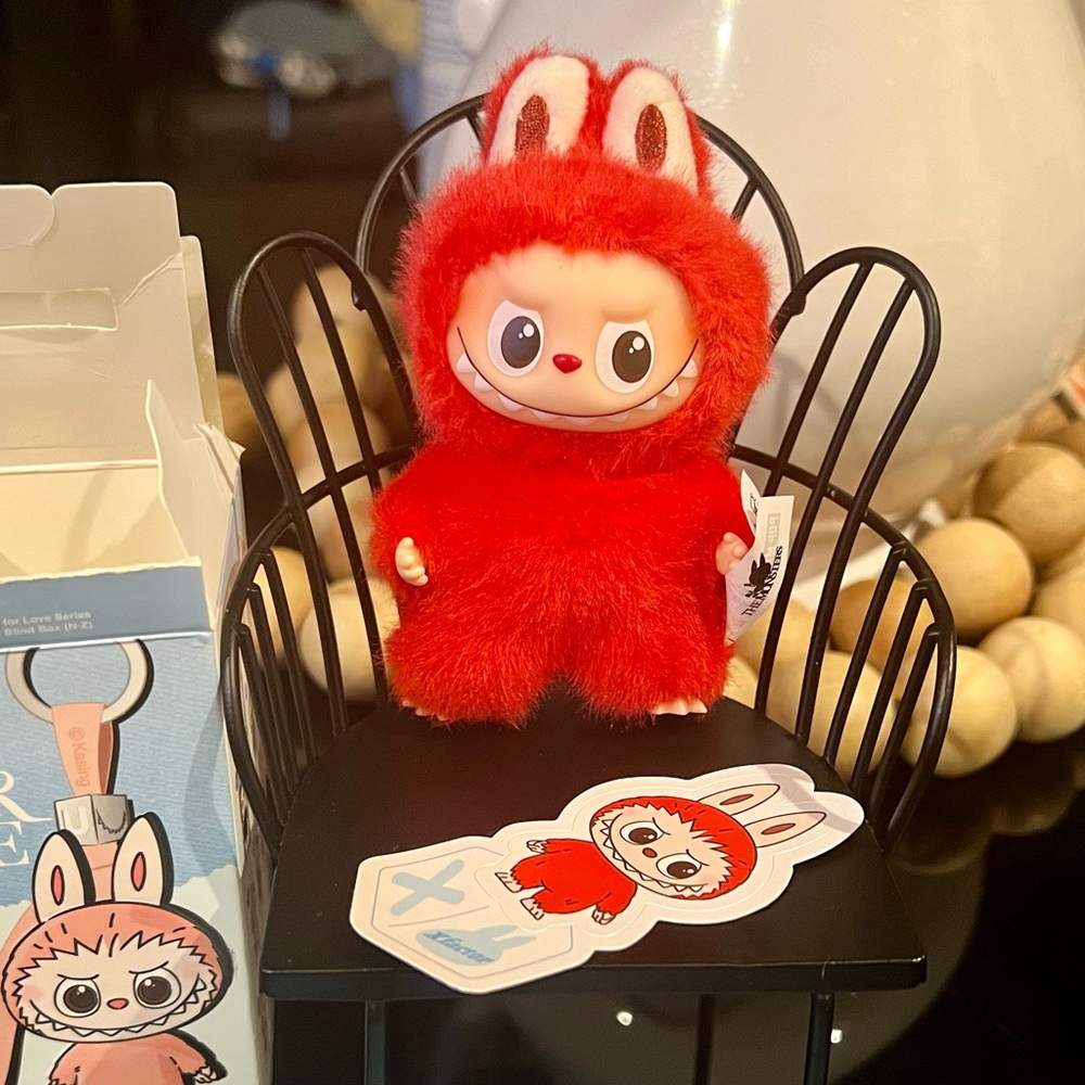 Labubu Pin For Love “Letter X” POP MART new In Hand